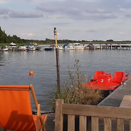 10 In Am Strelasund Altefähr